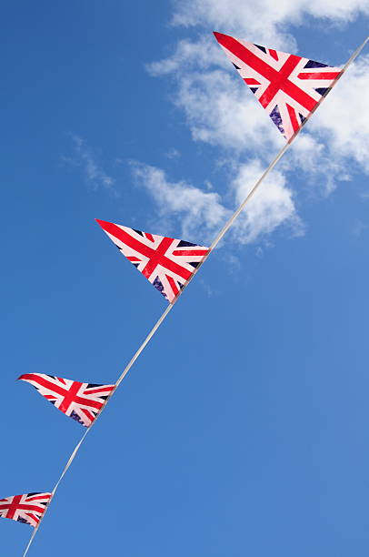 british bunting. - british flag bunting flag english culture - fotografias e filmes do acervo