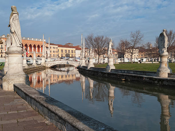 istock Padua: Saturday market in Prato della Valle 167444755