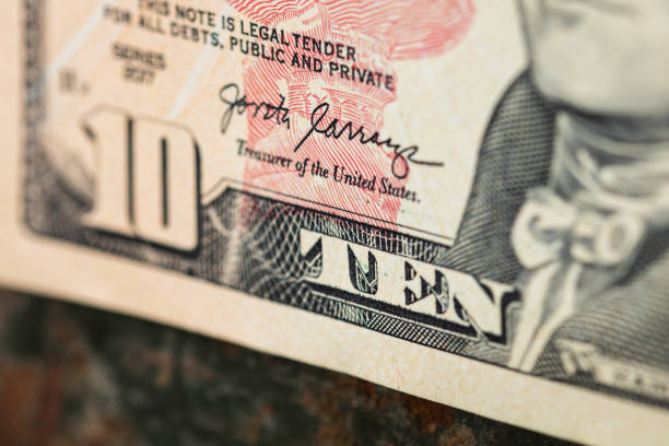 istock USD Currency Amidst American Inflation Challenges 1674524821