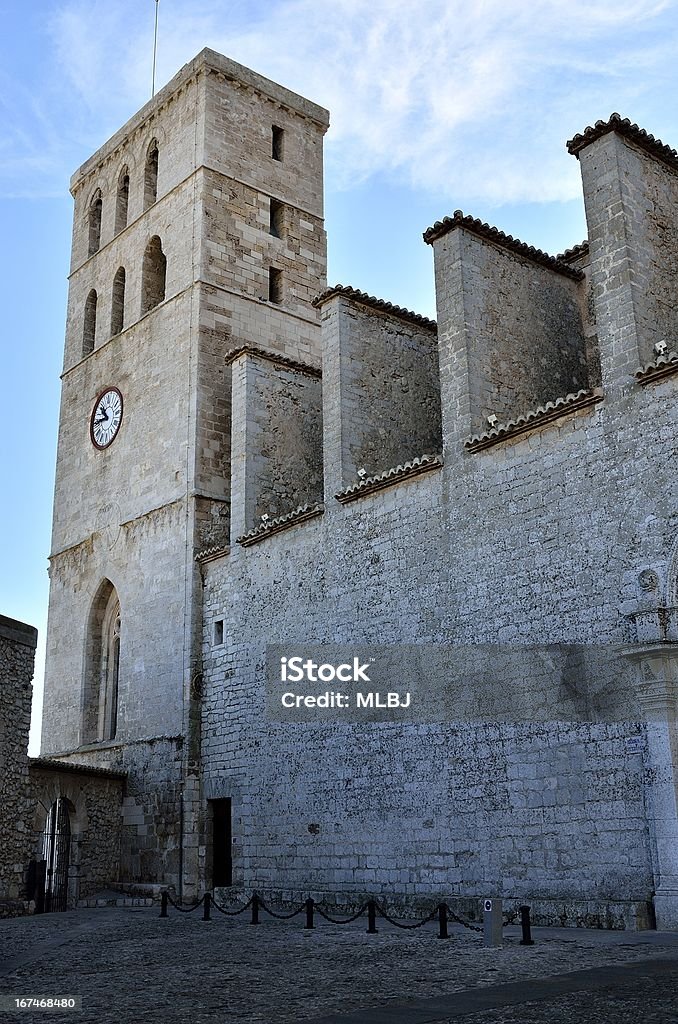 Catedral - Foto de stock de Anticuado libre de derechos