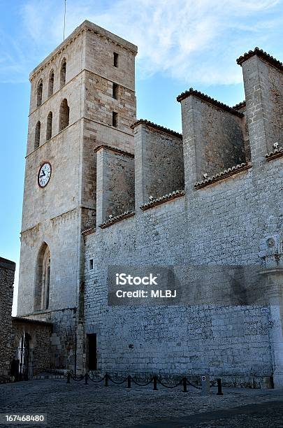 Foto de Catedral e mais fotos de stock de Antigo - Antigo, Arco - Característica arquitetônica, Arquitetura