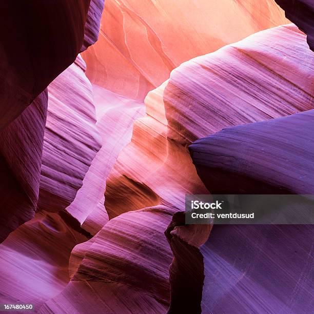 Dellantelope Canyon Pagina - Fotografie stock e altre immagini di Alveo - Alveo, Ambientazione esterna, Antelope Canyon