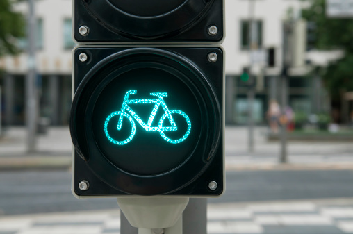 Green light for bicycle lane on traffic light