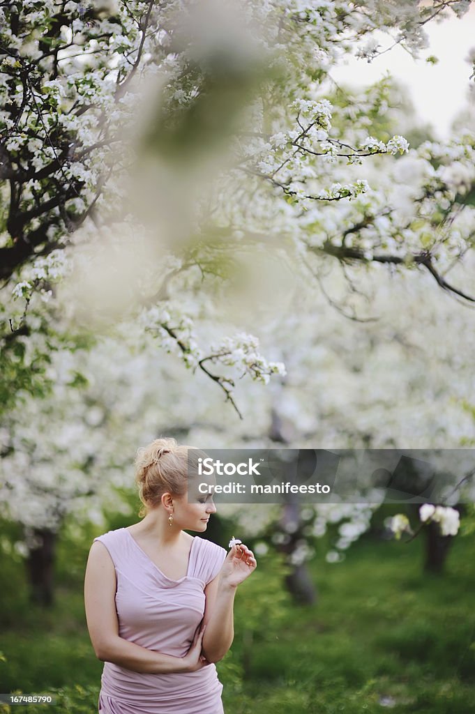 Aria di primavera - Foto stock royalty-free di Adulto