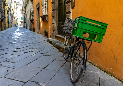 old bicycle in the italian street
