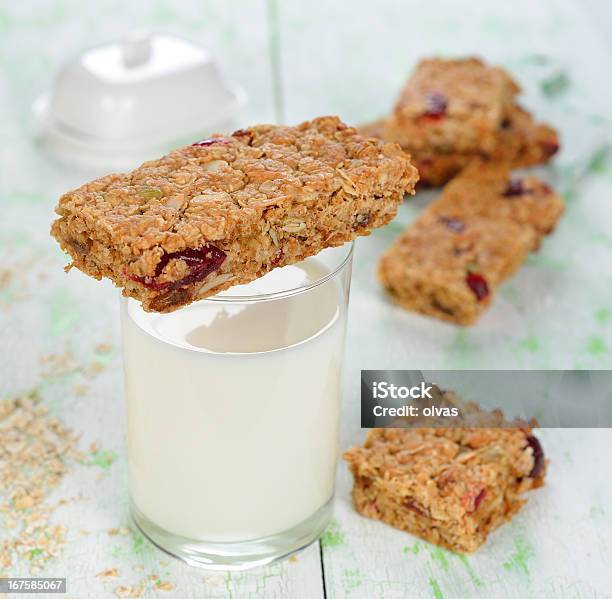 Barras De Muesli - Fotografias de stock e mais imagens de Bebida - Bebida, Bebida Não Alcoólica, Bolacha