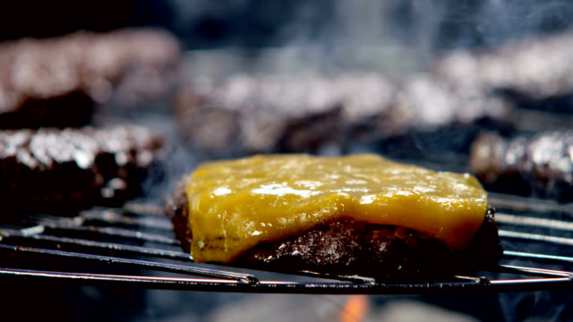 CHEESEBURGER ON THE GRILL