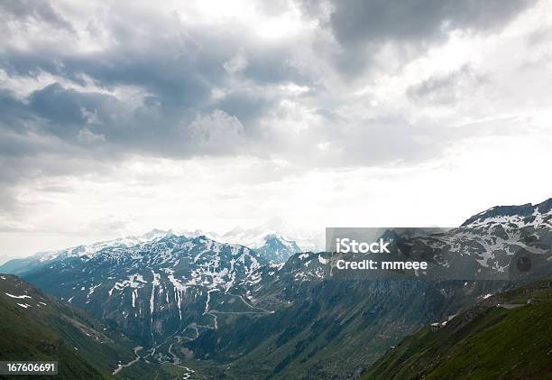 Cantão De Valais A Suíça - Fotografias de stock e mais imagens de Alpes Europeus - Alpes Europeus, Alpes suíços, Ao Ar Livre