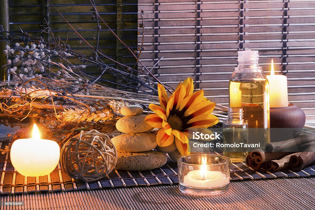 Preparazione per il massaggio - Foto stock royalty-free di Bambù - Materiale