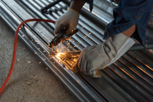 istock The worker weld pipe steel for greenhouse model 1676152276