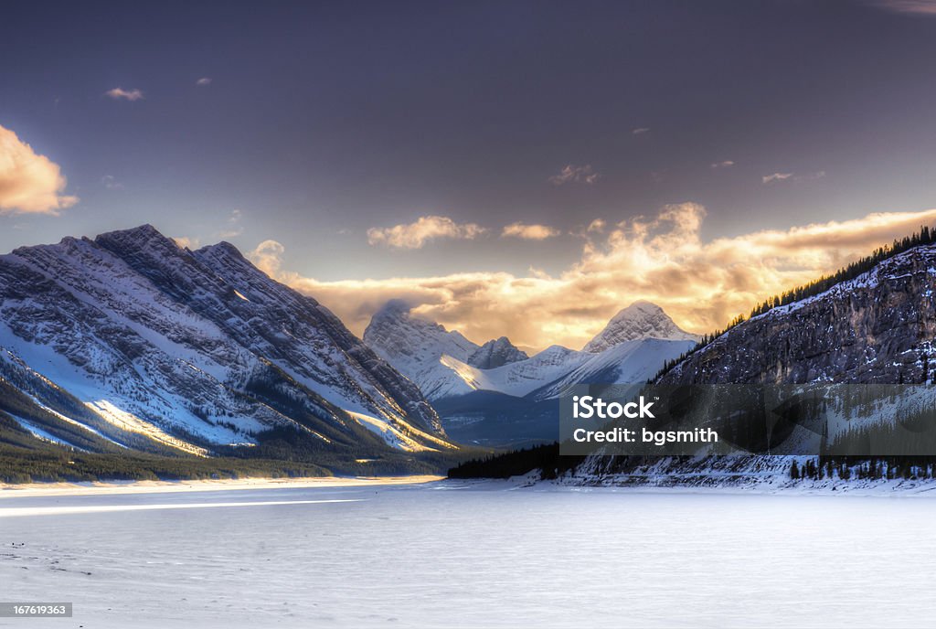 Зима в горы - Стоковые фото Альберта роялти-фри