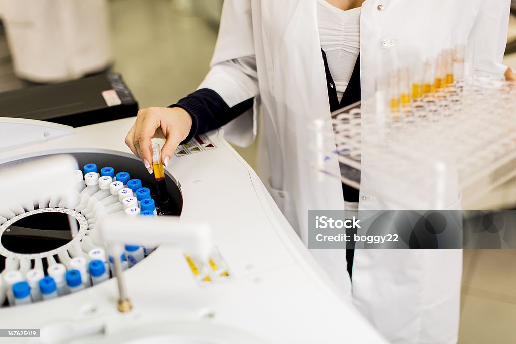 Laboratório médico - Foto de stock de Análise ao sangue royalty-free