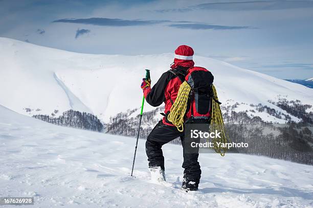 Dużej Wysokości Hiking - zdjęcia stockowe i więcej obrazów Alpinizm - Alpinizm, Alpy, Badanie