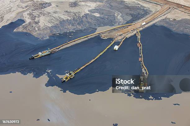 Oilsands Tailings 池 - 石油流出のストックフォトや画像を多数ご用意 - 石油流出, 鉱滓, オイルサンド