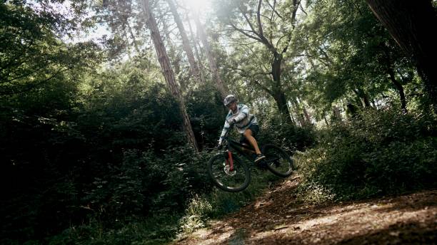 istock People riding mountain bikes offroad 1676345074