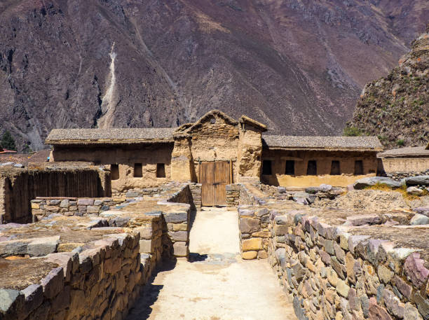 istock Ollantaytambo Village Archeological Site 1676393290