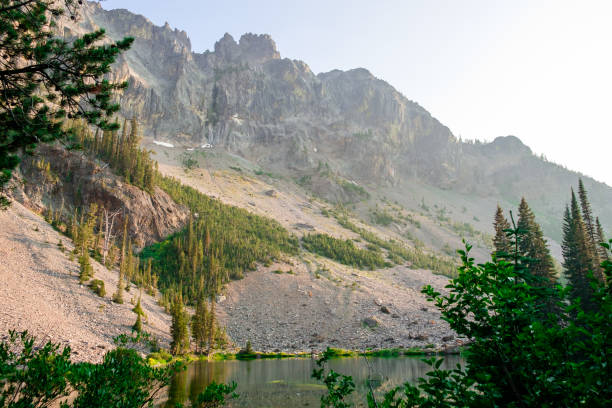 istock Large Cliffs Above Little Strawberry Lake in Oregon 1676905152
