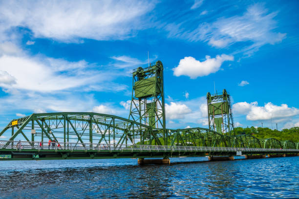 istock The Stillwater Lift Bridge in Stillwater, Minnesota 1677092544