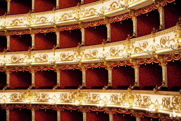 boîtes de style baroque italien théâtre - opera house photos et images de collection