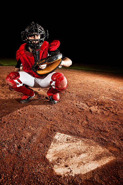 jogador de beisebol (catcher) em casa da placa - baseball diamond flash imagens e fotografias de stock