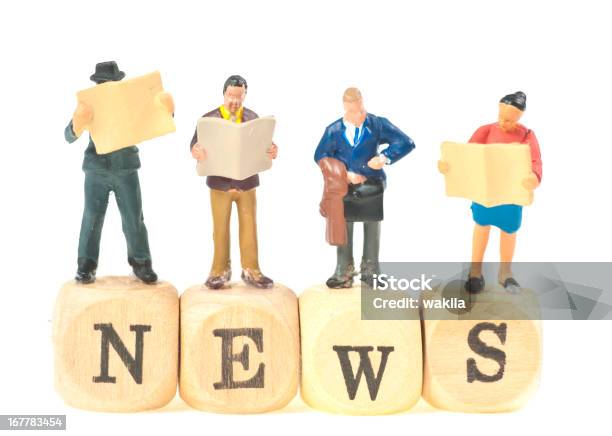 News Abstrakte Bild Mit Kleinen Figuren Stockfoto und mehr Bilder von Figur - Figur, Miniatur - Gemälde, Lesen