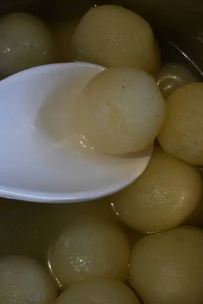Indian Sweets Rasgulla.
This sweet originated in West Bengal, India. Other names for the dish include, Rasagulla, Rossogolla, Roshogolla, Rasagola, Rasagolla. Most popular sweet of all over India.