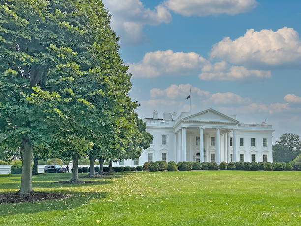 istock White House and Government Shutdown 1678046553