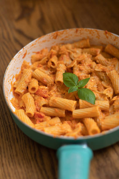 istock Vegetarian Pasta with homemade Tomato Sauce 1678635933