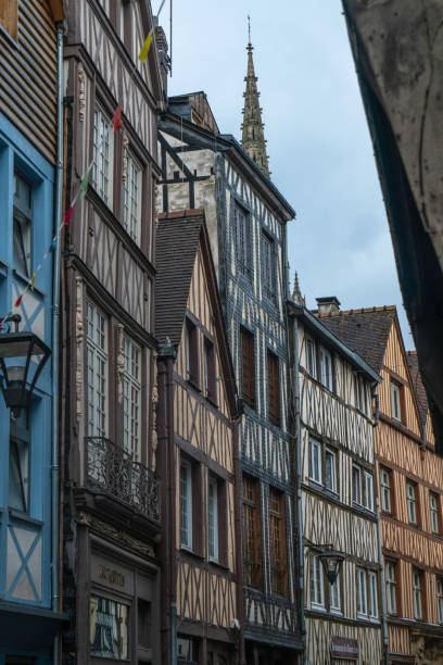istock Rouen street 1678811869