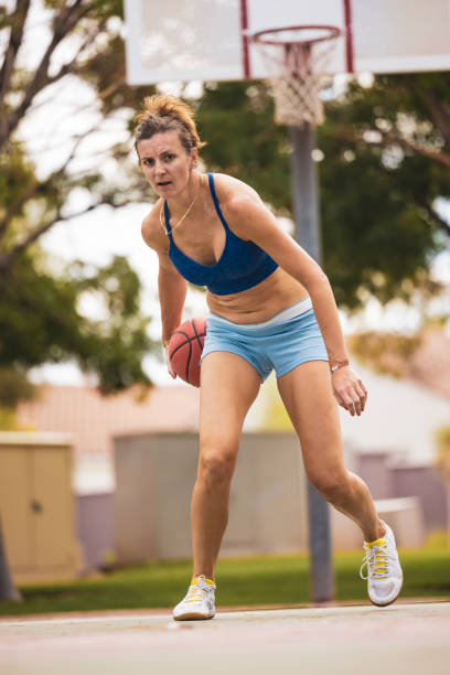 istock Basketball Woman 1679106656