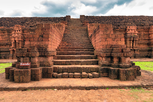 Ancient Vatadage (Buddhist stupa) in Polonnaruwa, Sri Lanka