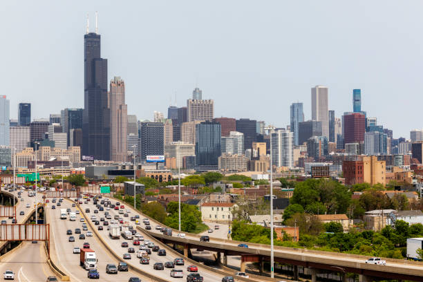 istock Dan Ryan Expressway Leading to Downtown Chicago 1679624906