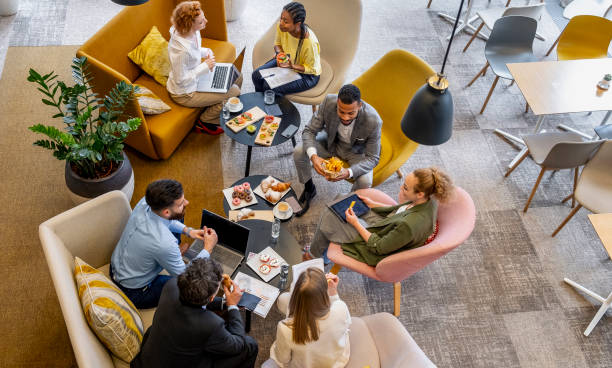 istock Business people having a brunch meeting 1680173457