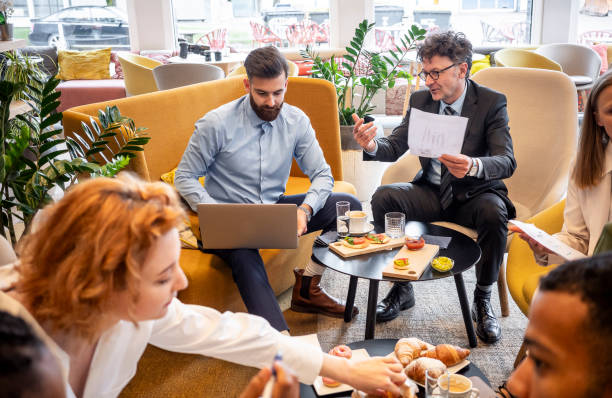 istock Business people having a brunch meeting 1680177255