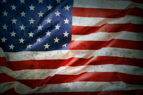 istock Grunge American flag 1680989138