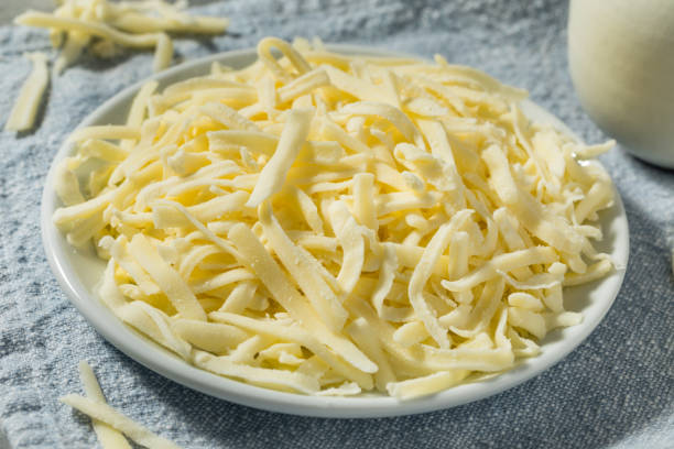 istock Skim Shredded Mozzarella Cheese 1681017063