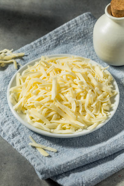 istock Skim Shredded Mozzarella Cheese 1681017591