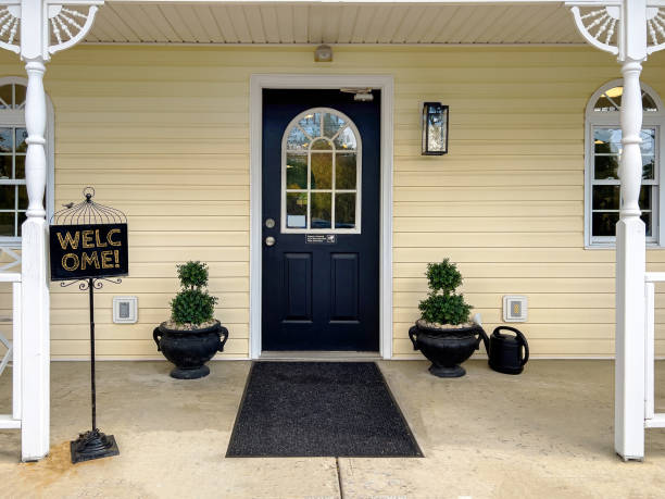 istock Shop Local: A Welcome Sign Is Greeting Customers at this Generic Small Business 1681263278