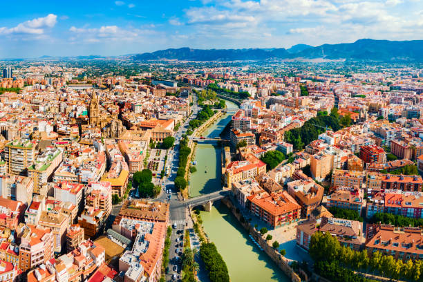 vista panoramica aerea della città di murcia in spagna - murcia foto e immagini stock