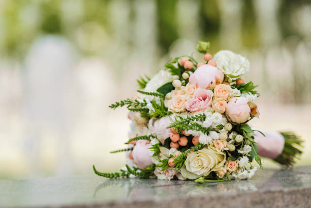 istock Wedding bouquet made of roses close up 1682053779