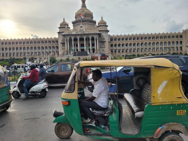 edificio vidhana soudha - bangalore india parliament building vidhana soudha foto e immagini stock