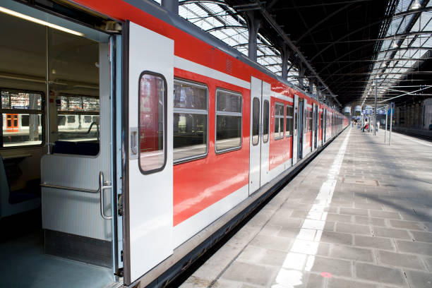 istock Waiting S-Bahn, open doors 168249856