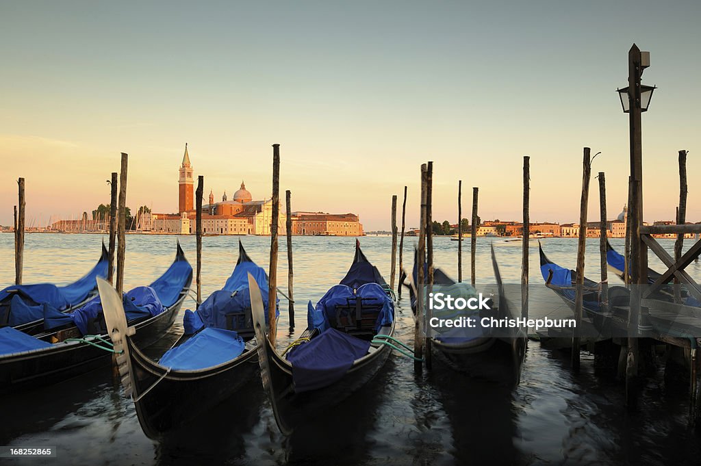 Gondeln bei Sonnenuntergang, Venedig, Italien - Lizenzfrei Abenddämmerung Stock-Foto