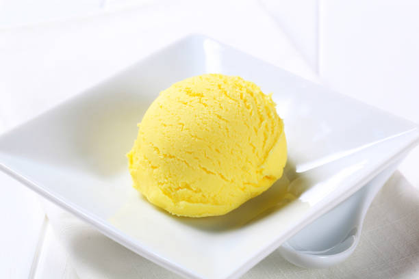istock Scoop of ice cream 168257543