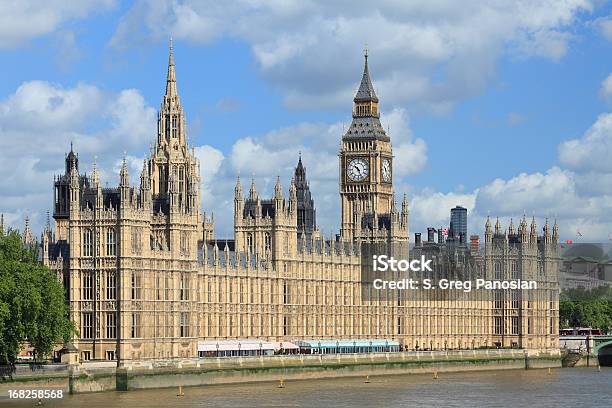 Foto de Casas Do Parlamento e mais fotos de stock de Arquitetura - Arquitetura, Big Ben, Capitais internacionais