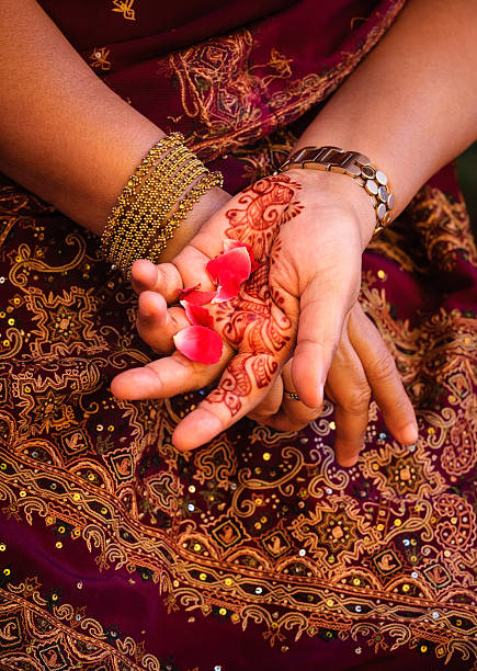 istock Henna and rose petals 168259042
