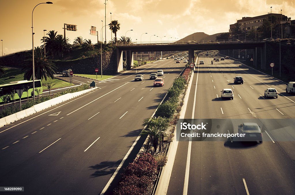 Traffic Jam-motion blur automóvil al atardecer - Foto de stock de Autopista libre de derechos