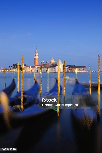 Regale In Der Abenddämmerung Venedig Italien Stockfoto und mehr Bilder von Abenddämmerung - Abenddämmerung, Canale Grande - Venedig, Fotografie