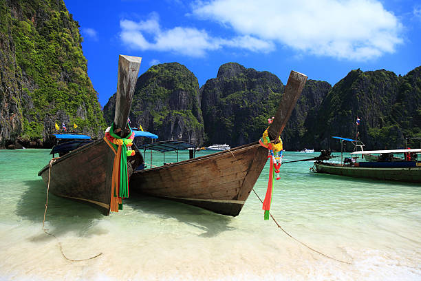 istock Long tail wooden boats 168263489