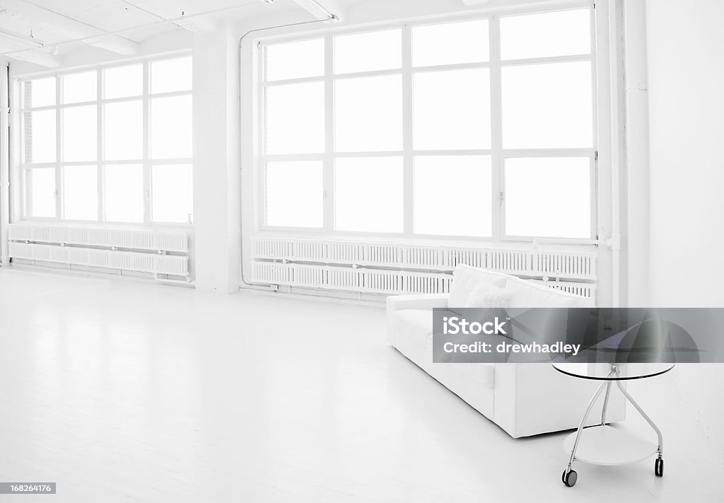 Moderne weiß Wohnzimmer Loft - Lizenzfrei Monochrom Stock-Foto